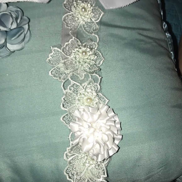 New 7PC BUNDLE OF HAIR ACCESSORIES - Picture 3 of 8